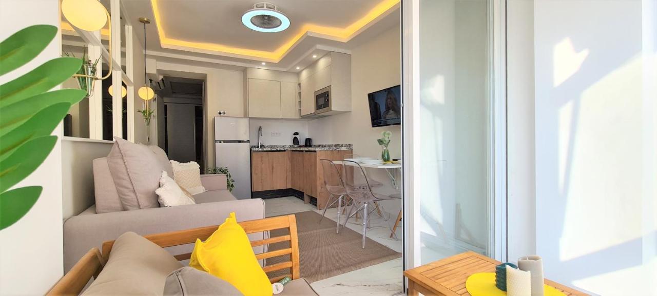 Apartment Linea De Playa เอสเตโปนา ภายนอก รูปภาพ